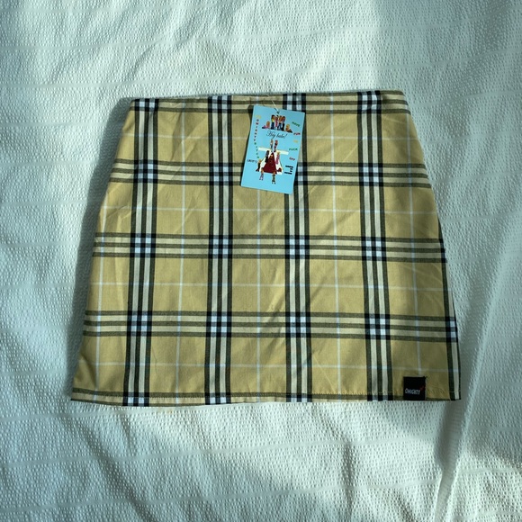 O-Mighty Skirt - Picture 4 of 4